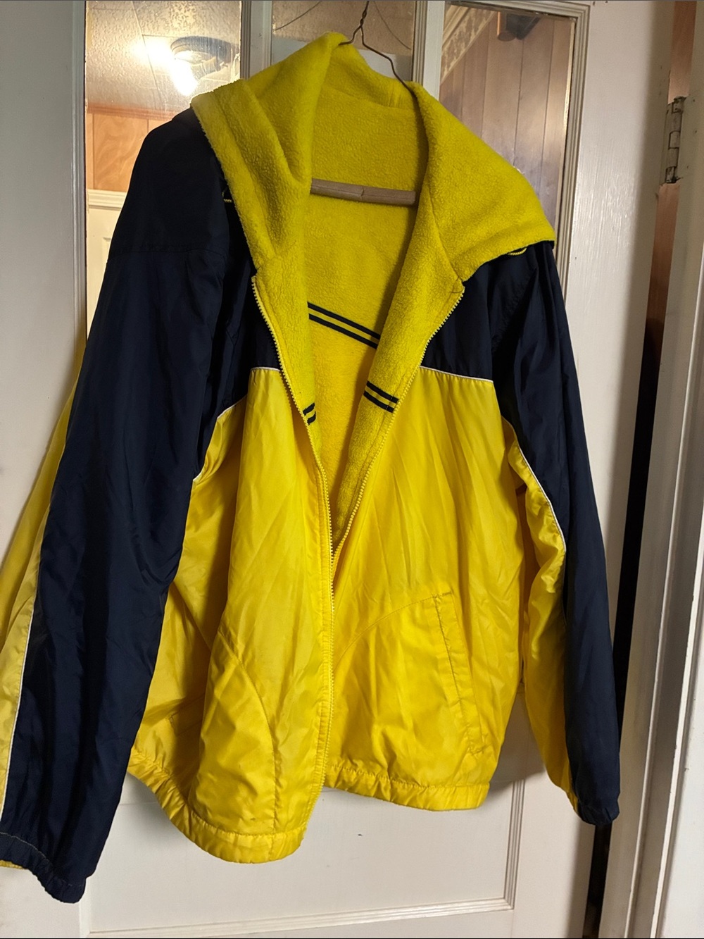 Women’s Windbreaker